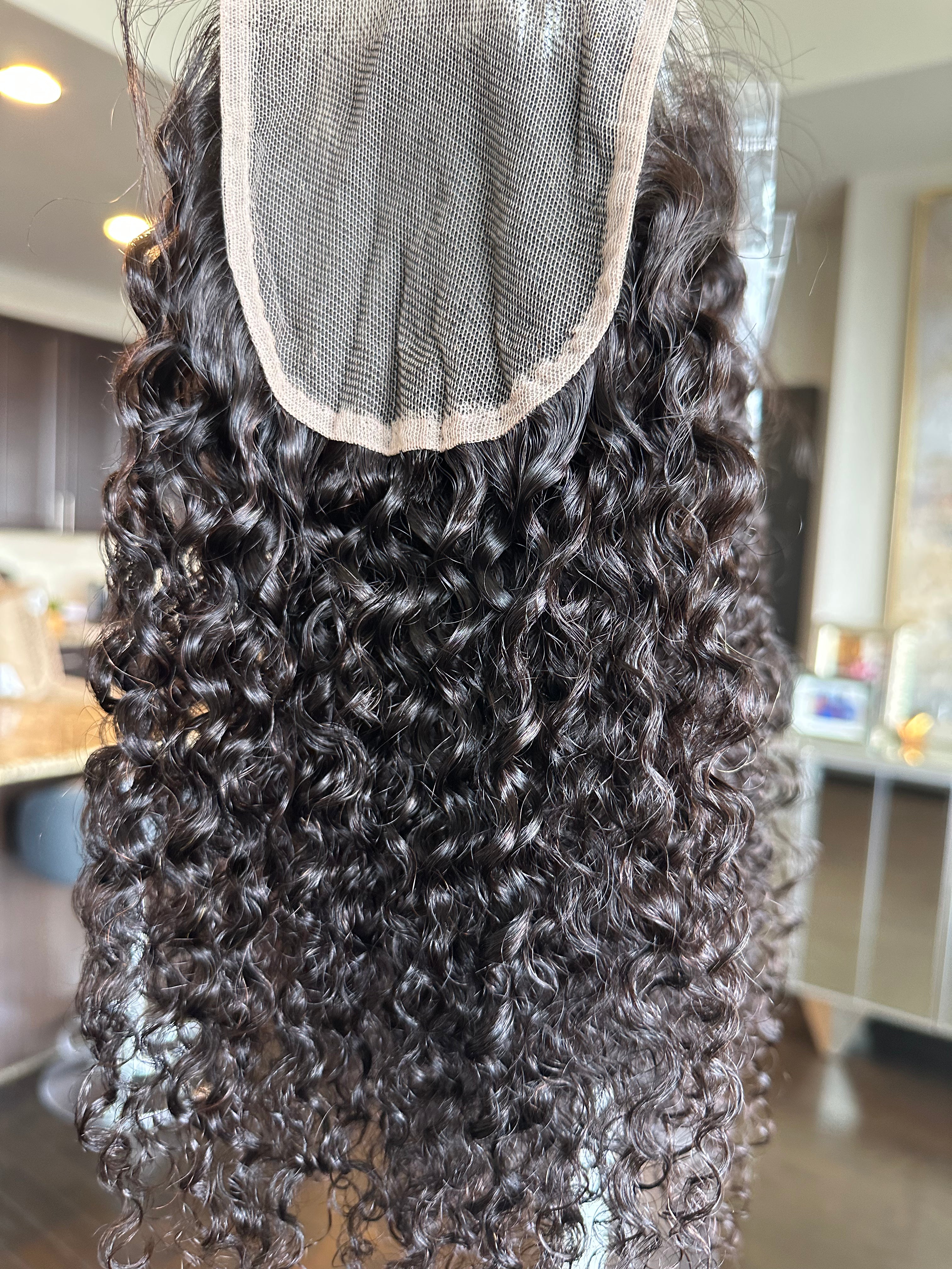 Brazilian Tight Curly lace 4x4  Closure